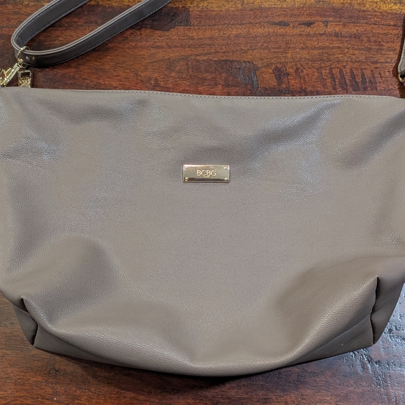 BCBG Hobo Soft Floppy Vegan Leather Crossbody Bag with Extra Strap Taupe - Picture 11 of 12